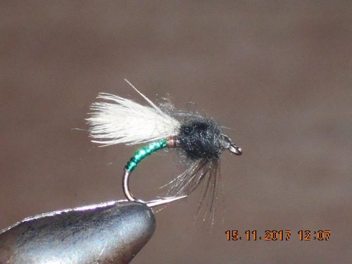 Buzzer Black Adult wet Fly